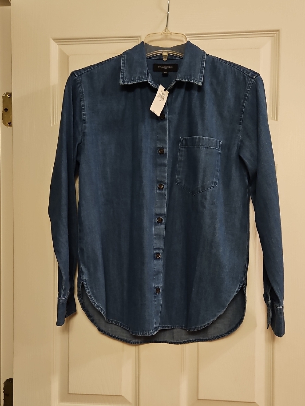 Banana Republic Men's Indigo Denim Button-Down Shirt
